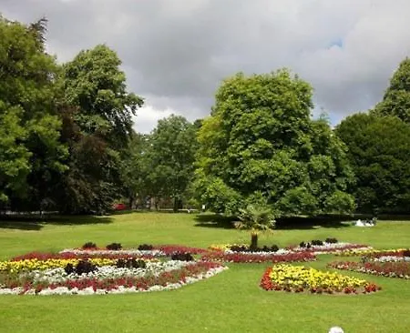 Holiday home *o* O.manor Setup For Your Amazing Relaxed With Free Parking & Fast Free Wifi *o*