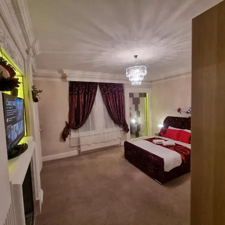 *o* O.manor Setup For Your Amazing Relaxed With Free Parking & Fast Free Wifi *o* * Leeds (West Yorkshire)